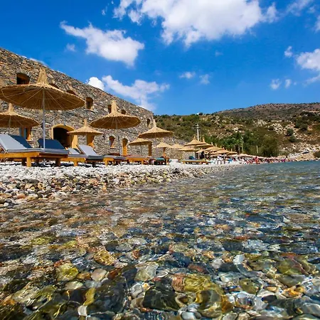 Otel Kargilos & 3*